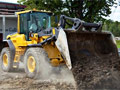 Колесный погрузчик Volvo L90F