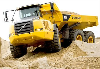 Сочлененный самосвал Volvo A40E