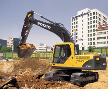 Гусеничный экскаватор Volvo EC160B