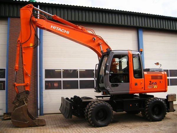  Экскаватор колёсный HITACHI ZX 130W